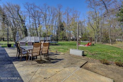10 Wayne Court Manalapan NJ 07726