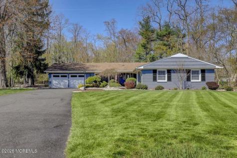 10 Wayne Court Manalapan NJ 07726