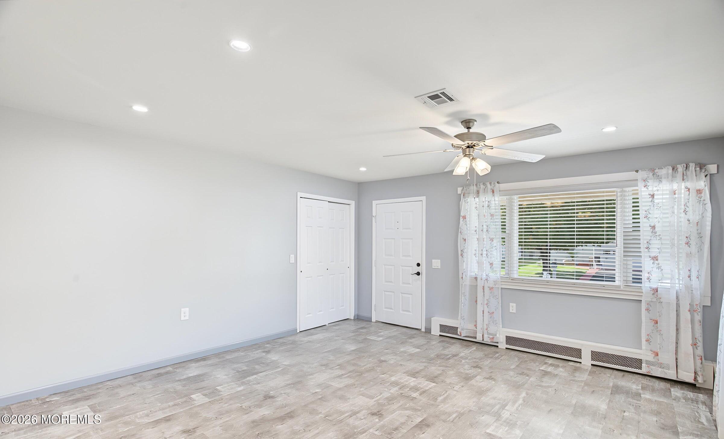23 Virgin Island Dr Drive Toms River NJ 08757