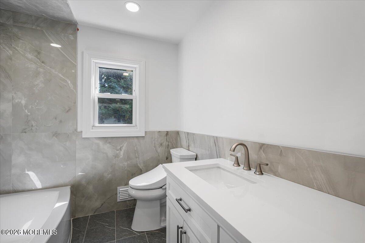 146 Bruce Road Middletown NJ 07701