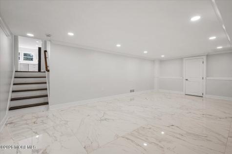 146 Bruce Road Middletown NJ 07701