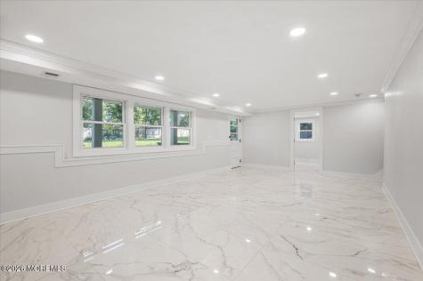 146 Bruce Road Middletown NJ 07701