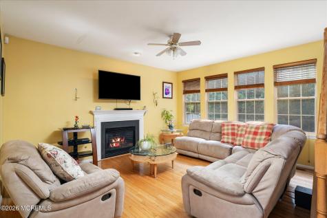 1 Warwick Place East Windsor NJ 08520