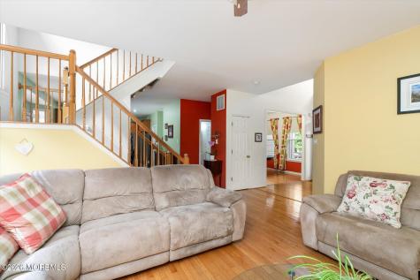 1 Warwick Place East Windsor NJ 08520