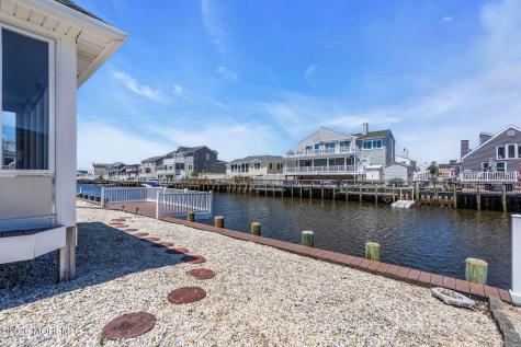 124 Matilda Drive Manahawkin NJ 08050