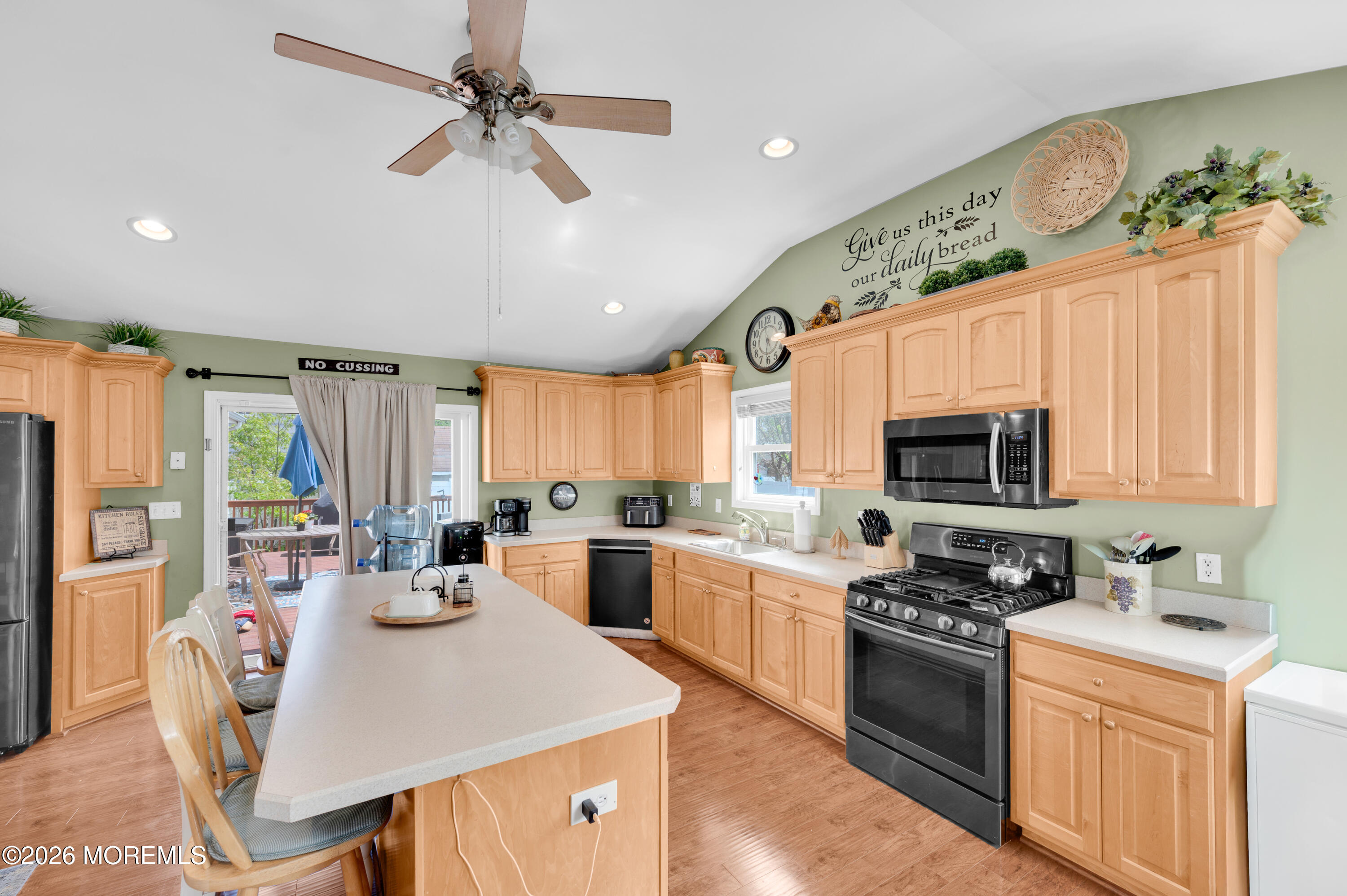 1145 Windward Avenue Beachwood NJ 08722