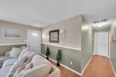 1145 Windward Avenue Beachwood NJ 08722