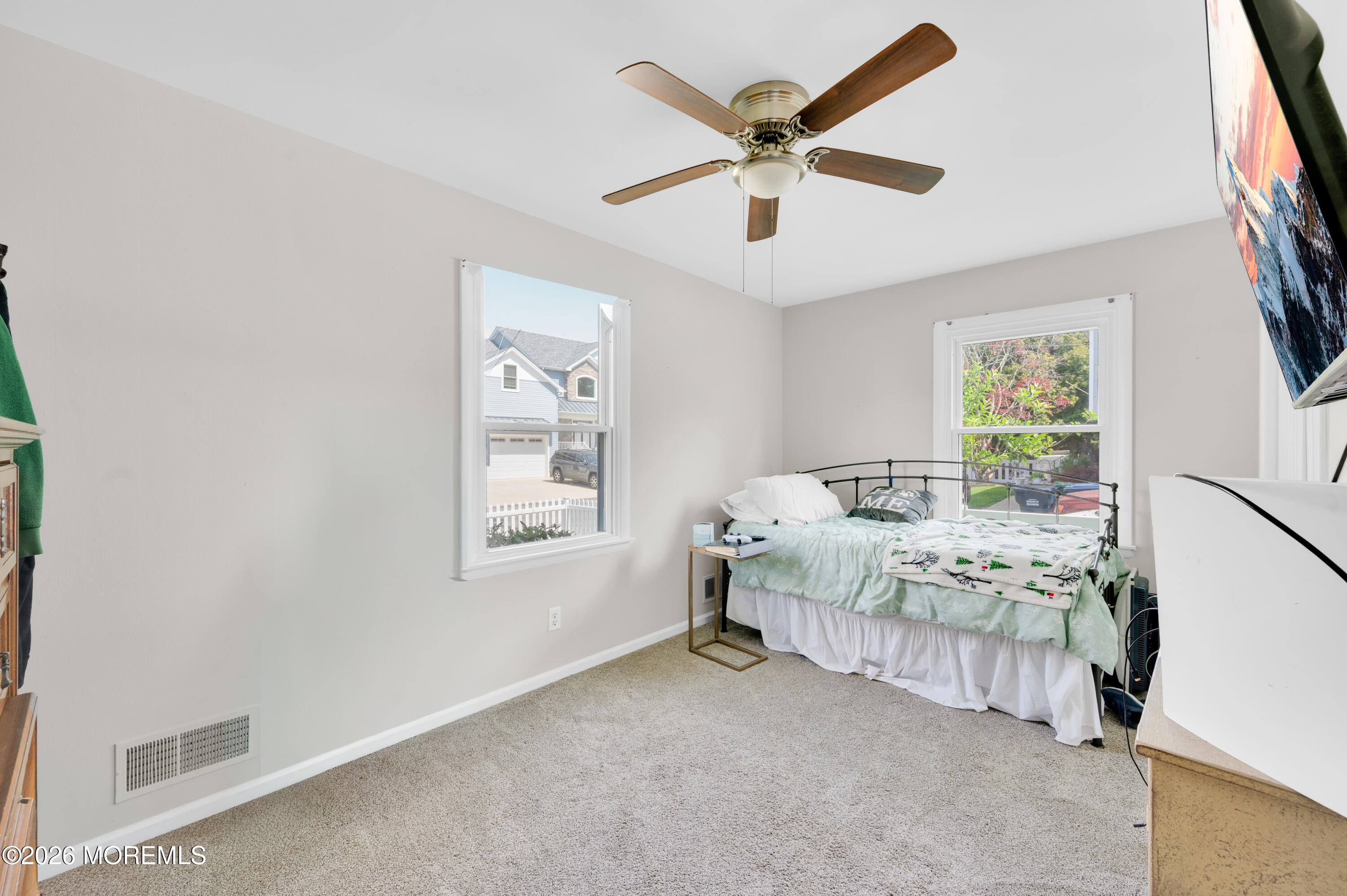 1145 Windward Avenue Beachwood NJ 08722