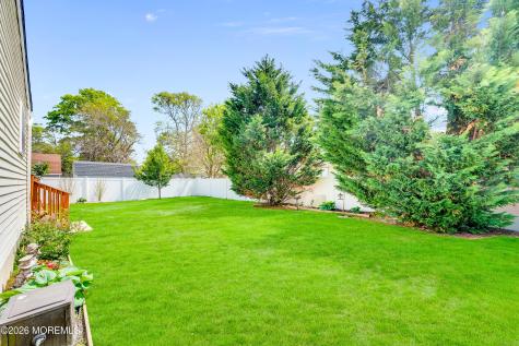 1145 Windward Avenue Beachwood NJ 08722