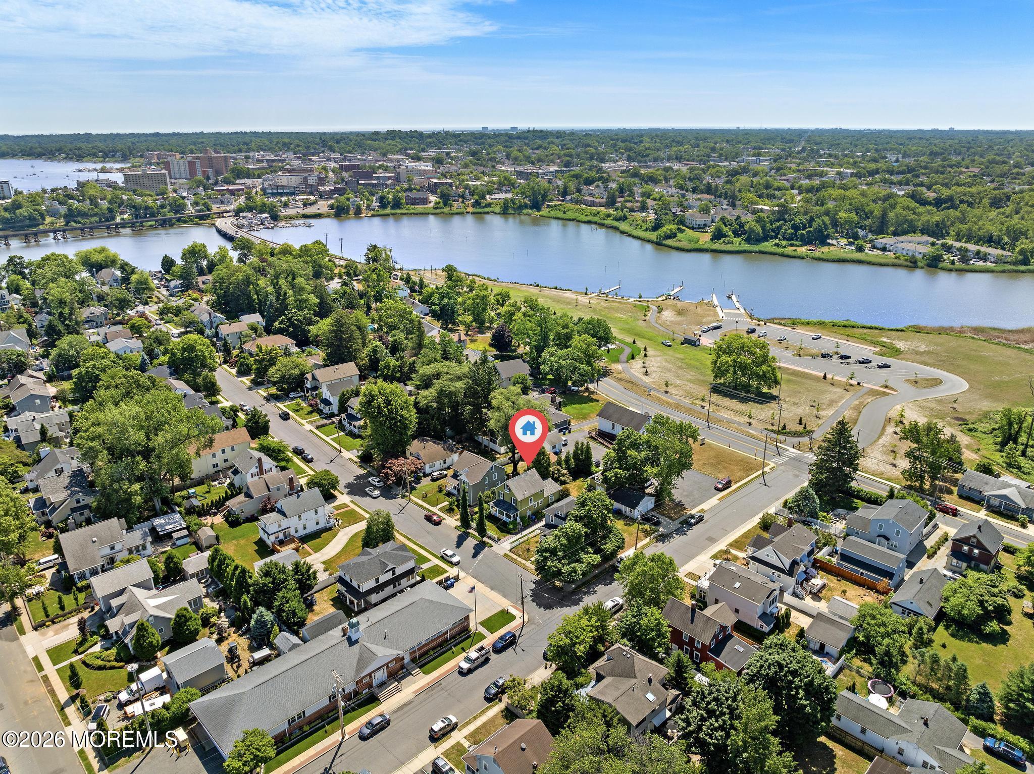 69 Foster Street Red Bank NJ 07701