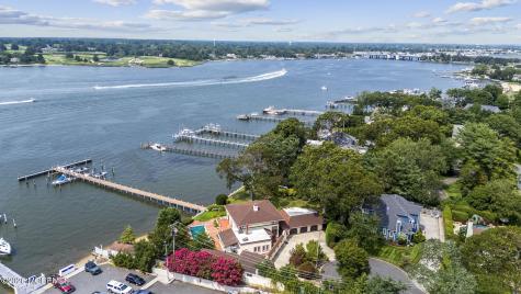 909 River Oaks Lane Point Pleasant NJ 08742