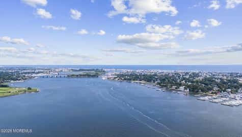 909 River Oaks Lane Point Pleasant NJ 08742