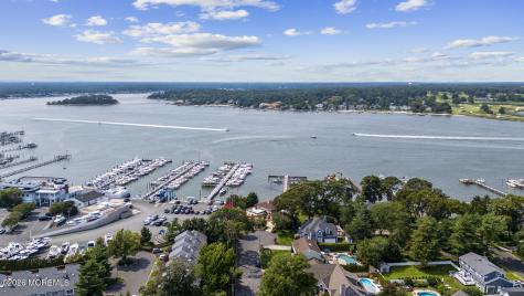 909 River Oaks Lane Point Pleasant NJ 08742