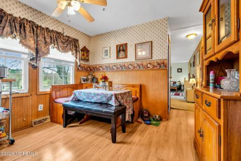 807 Monmouth Road Cream Ridge NJ 08514