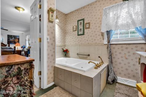 807 Monmouth Road Cream Ridge NJ 08514