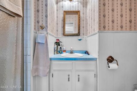 807 Monmouth Road Cream Ridge NJ 08514