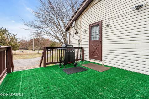 807 Monmouth Road Cream Ridge NJ 08514