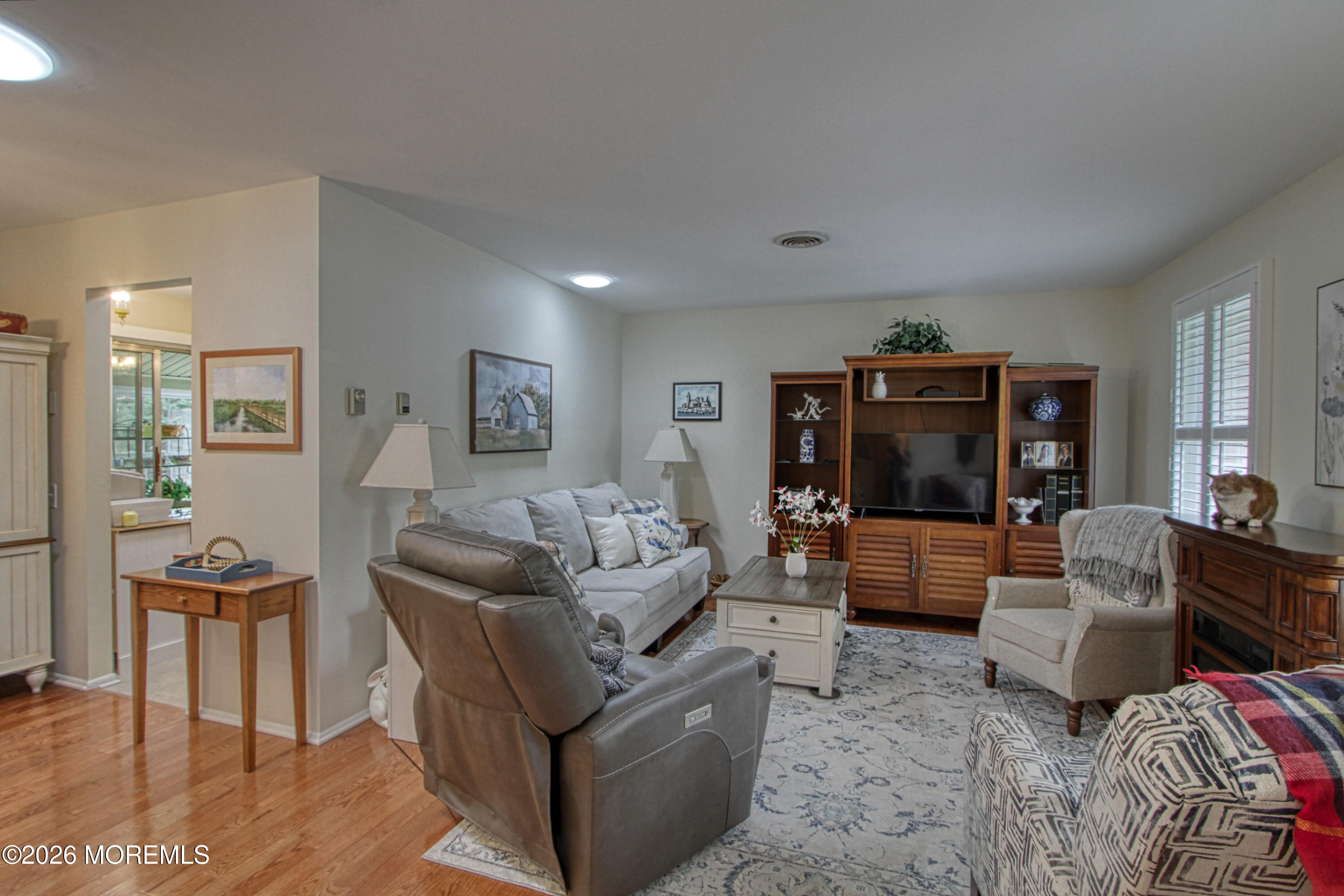 10 Milford Avenue Whiting NJ 08759