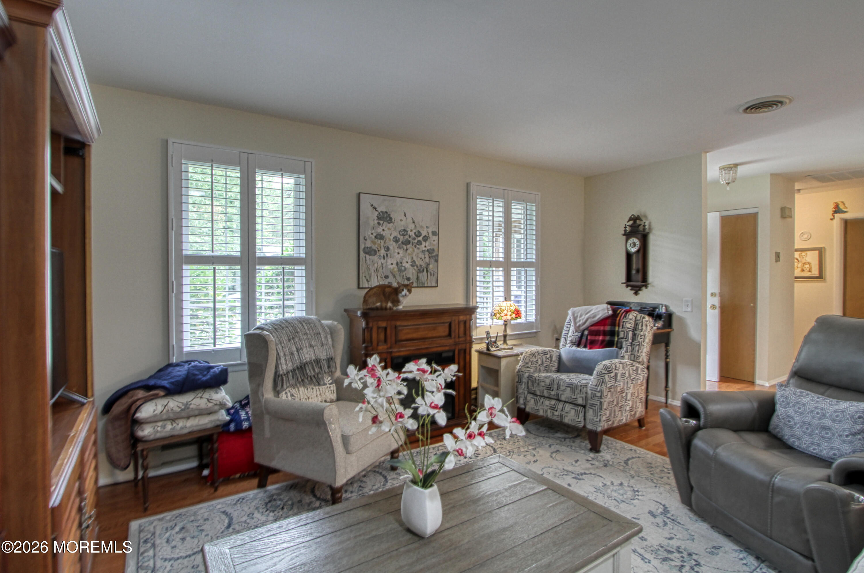 10 Milford Avenue Whiting NJ 08759