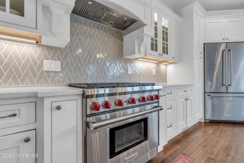 43 Old Squan Road Manasquan NJ 08736