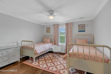 43 Old Squan Road Manasquan NJ 08736