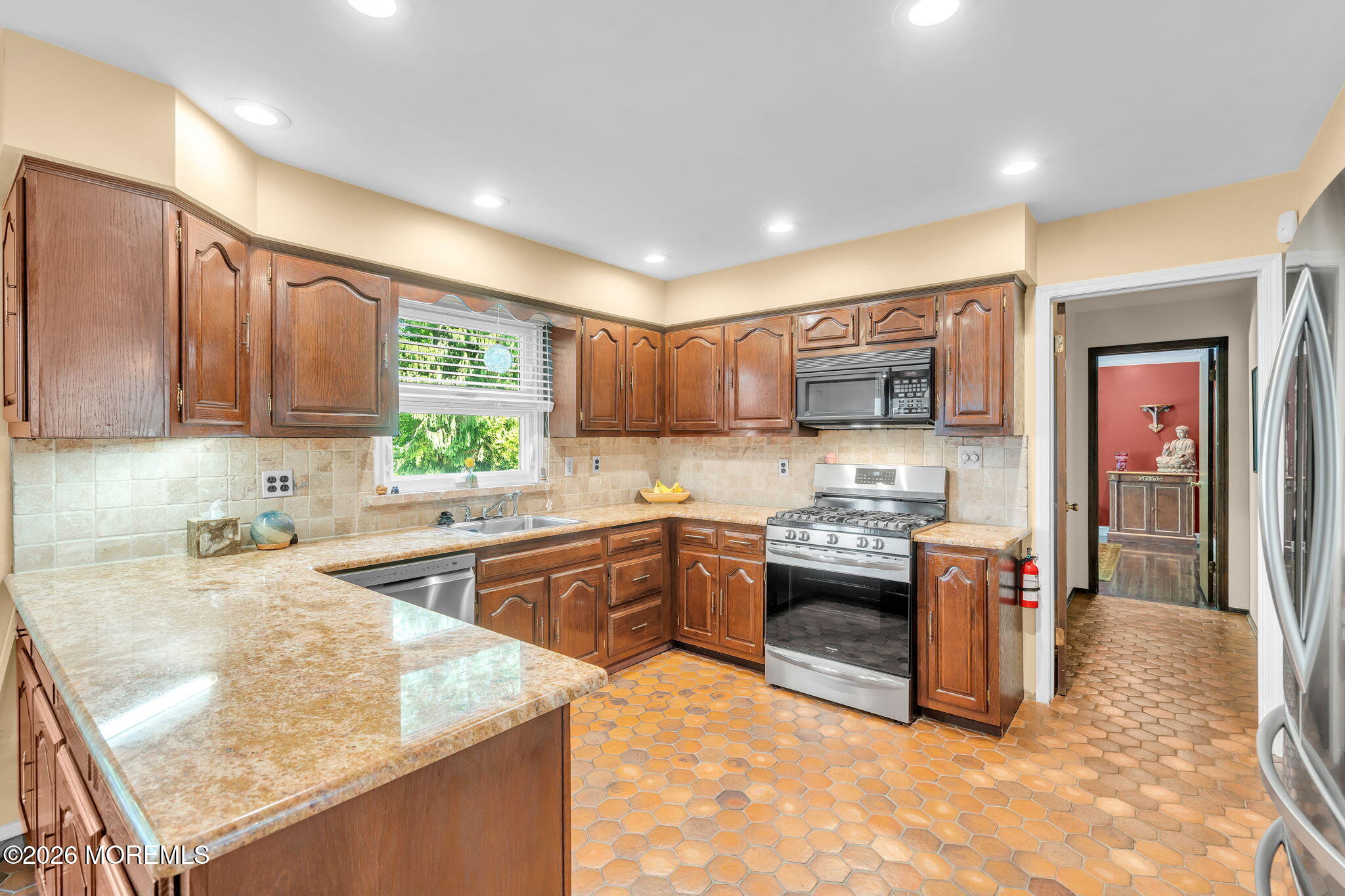 34 Kingsley Drive Manalapan NJ 07726
