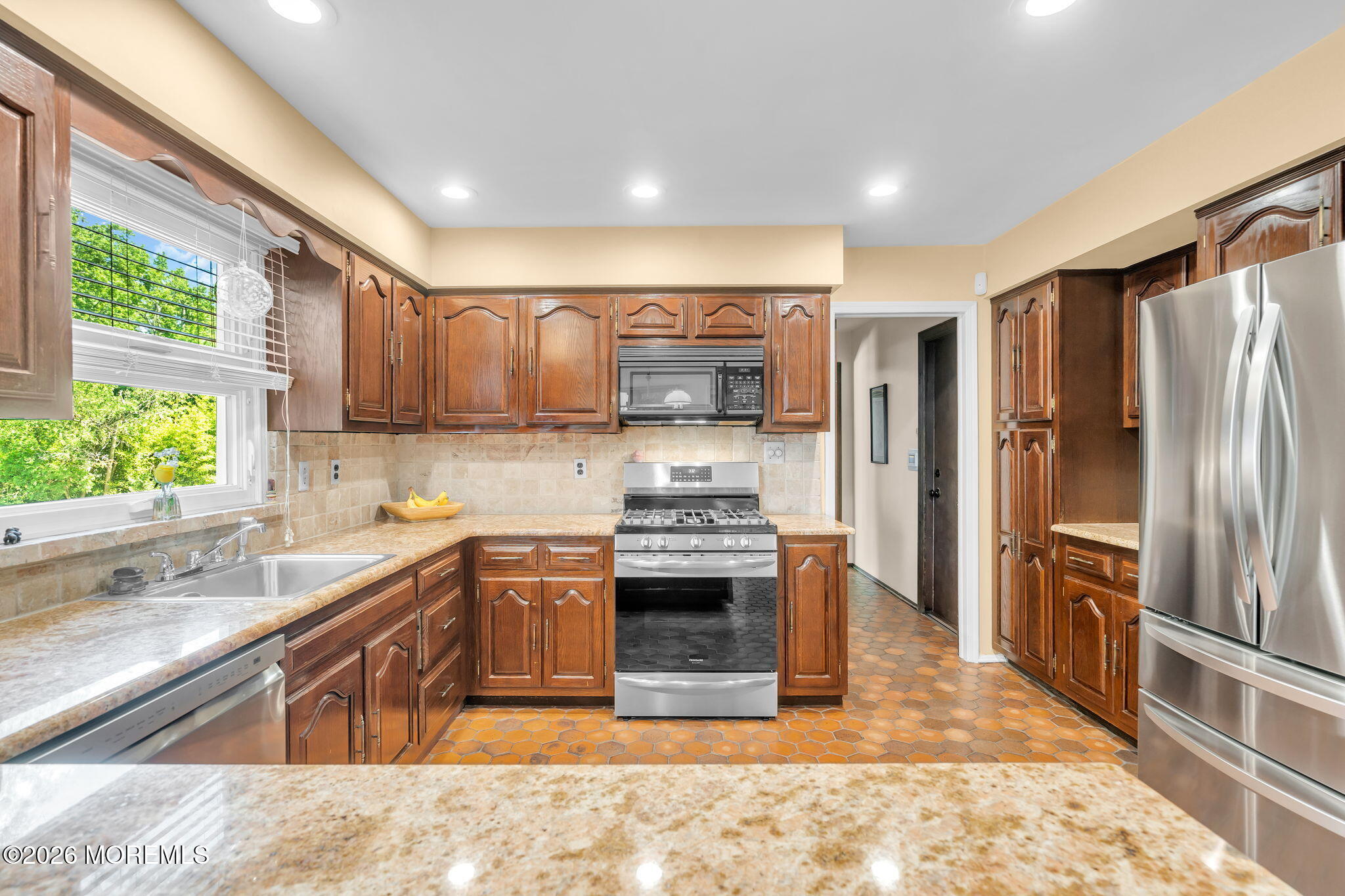 34 Kingsley Drive Manalapan NJ 07726