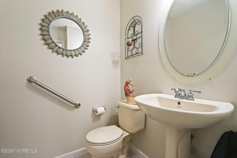 26 Tall Oaks Court Old Bridge NJ 08857