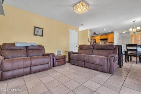 2010 Oak Dale Road Toms River NJ 08753