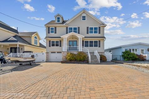 6 Lagoon Drive W Toms River NJ 08753