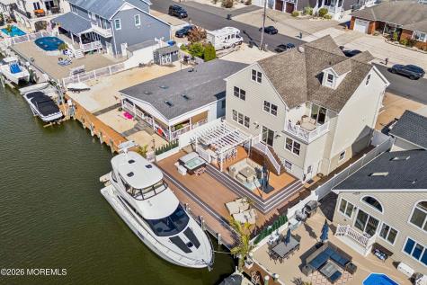 6 Lagoon Drive W Toms River NJ 08753