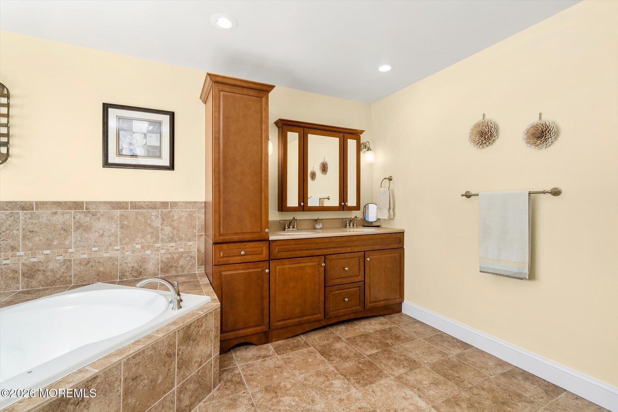 15 Smith Drive Allentown NJ 08501