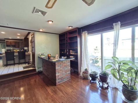 33 Nickel Avenue Sayreville NJ 08872