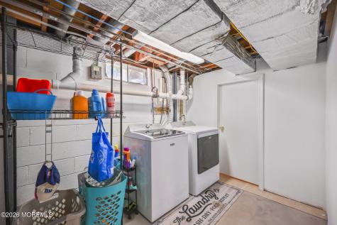52 Hibernia Way Freehold NJ 07728