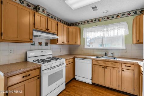 146 Pine Oak Boulevard Barnegat NJ 08005