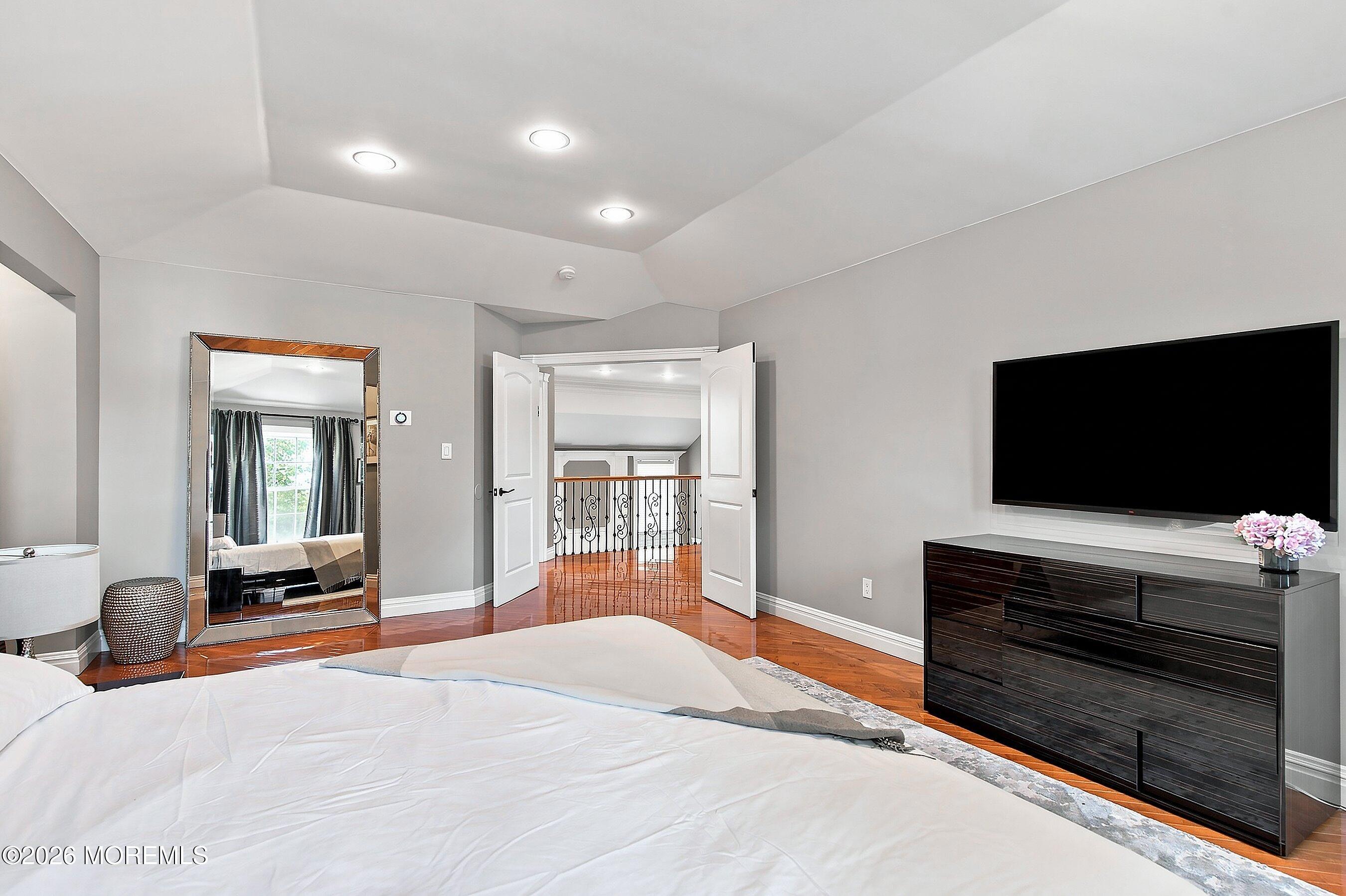 26 Goshawk Court Morganville NJ 07751