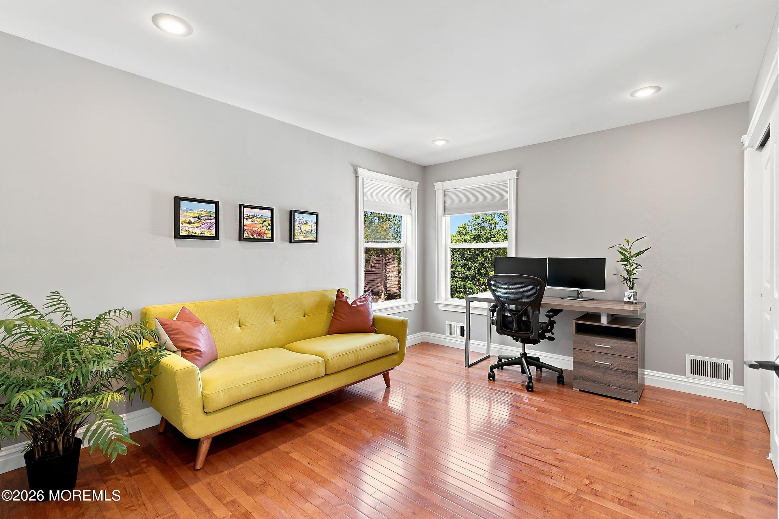 26 Goshawk Court Morganville NJ 07751
