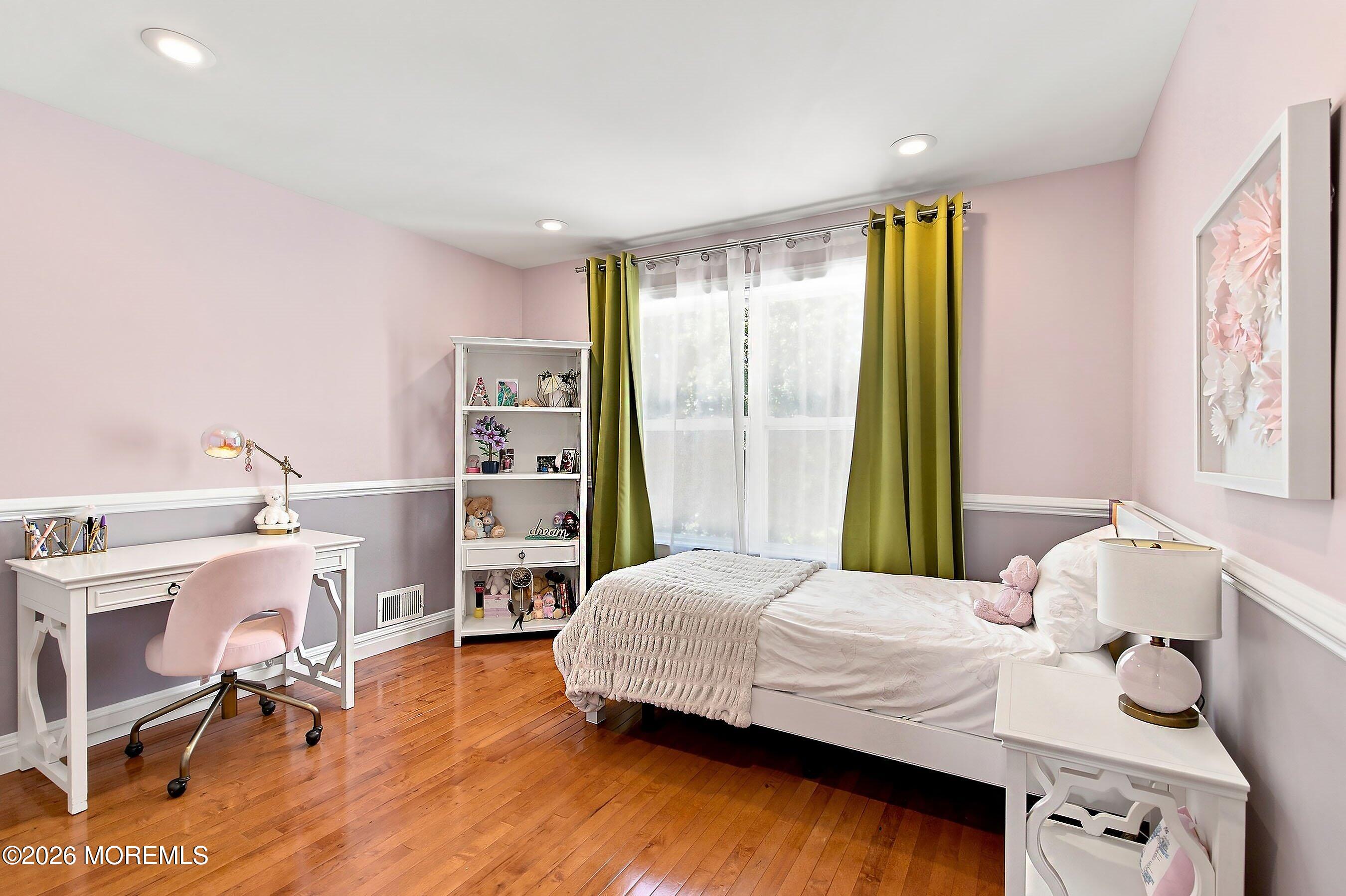 26 Goshawk Court Morganville NJ 07751