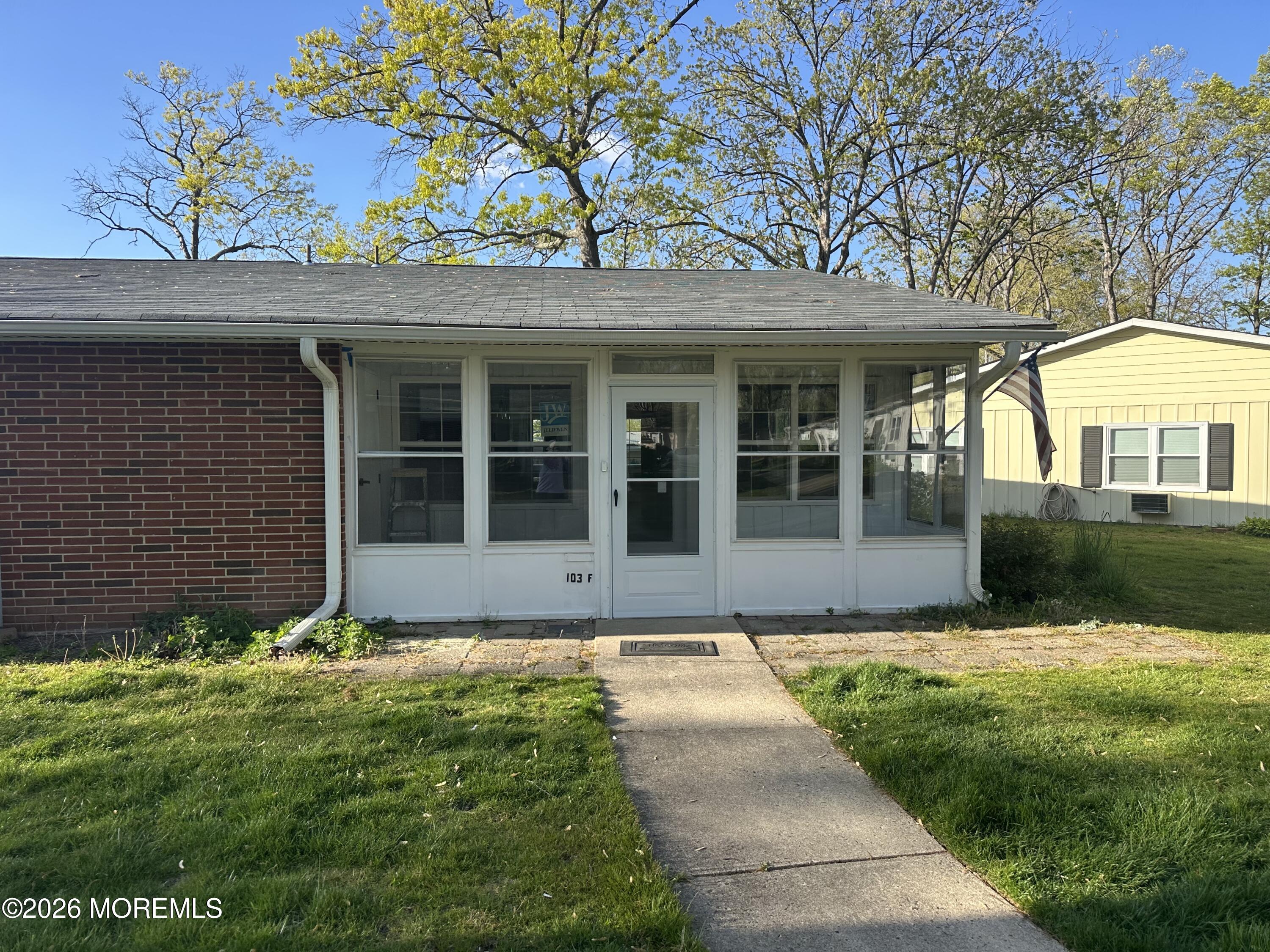 103F Edinburgh Lane Lakewood NJ 08701