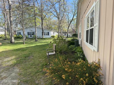 103F Edinburgh Lane Lakewood NJ 08701