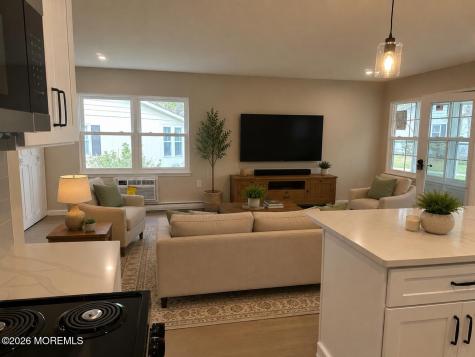 103F Edinburgh Lane Lakewood NJ 08701