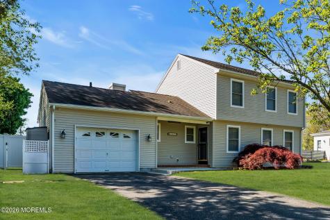 1632 7th Avenue Toms River NJ 08757