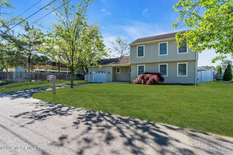 1632 7th Avenue Toms River NJ 08757