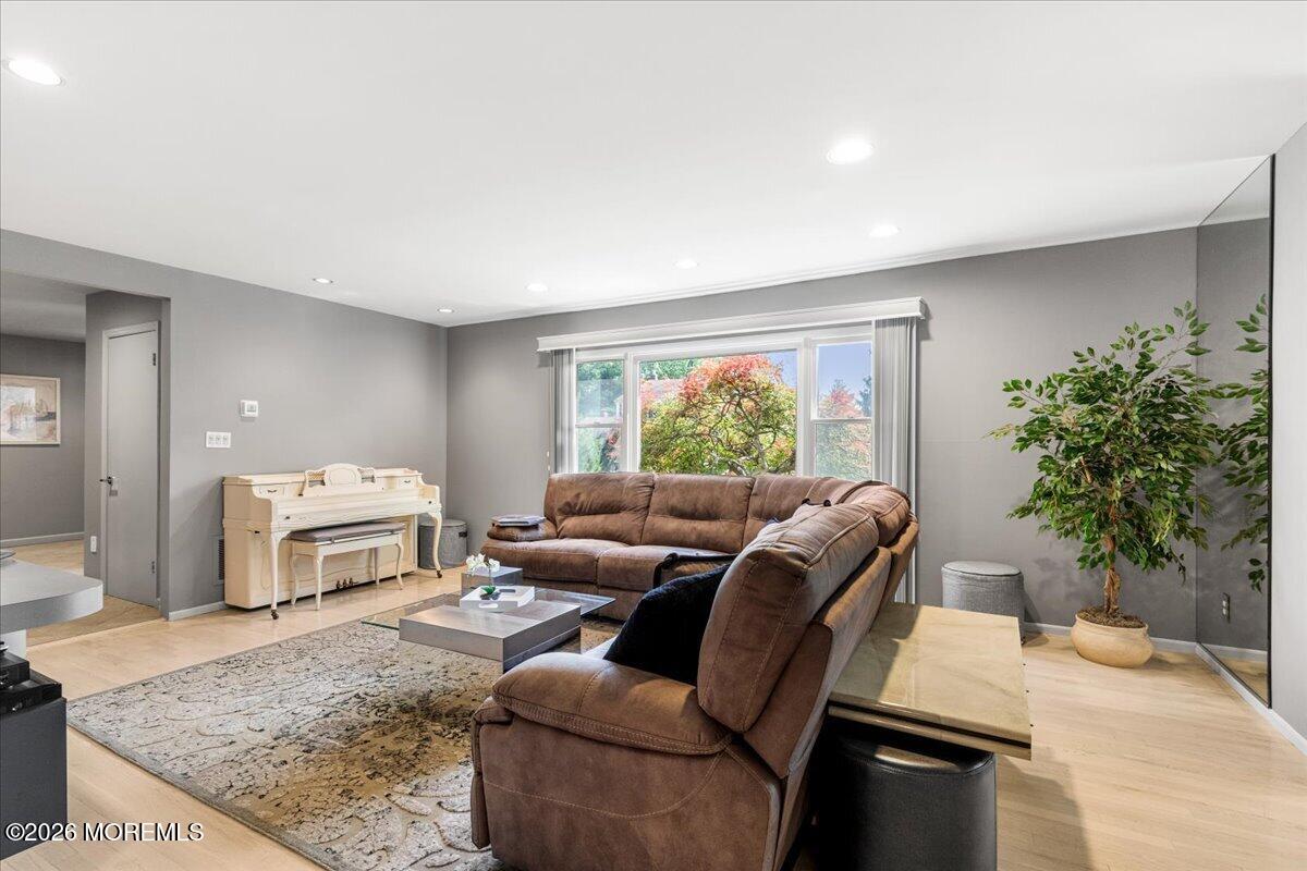 3 Inge Lane Marlboro NJ 07746