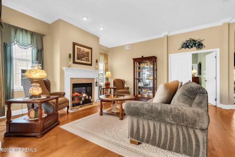 4 Cape May Court Waretown NJ 08758
