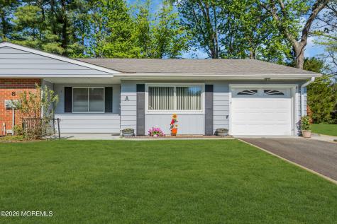 8 Montana Drive Manchester NJ 08759