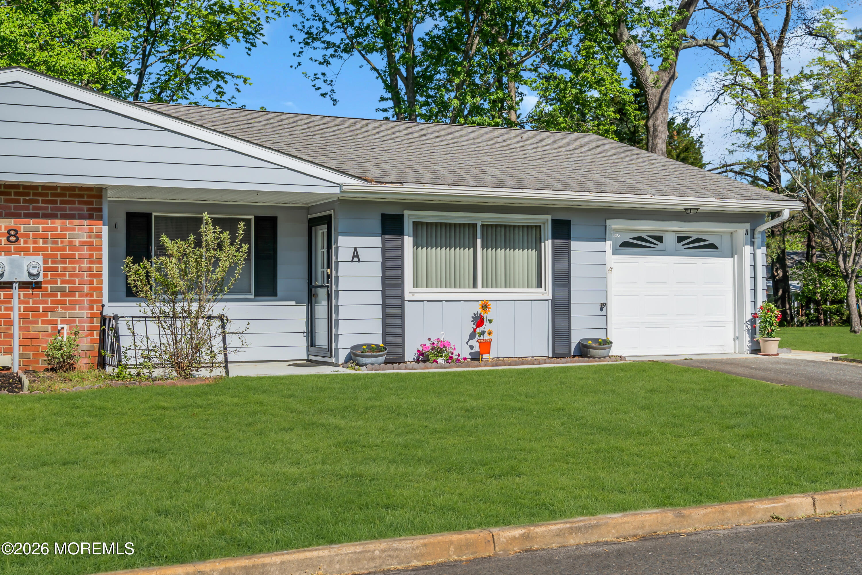 8 Montana Drive Manchester NJ 08759