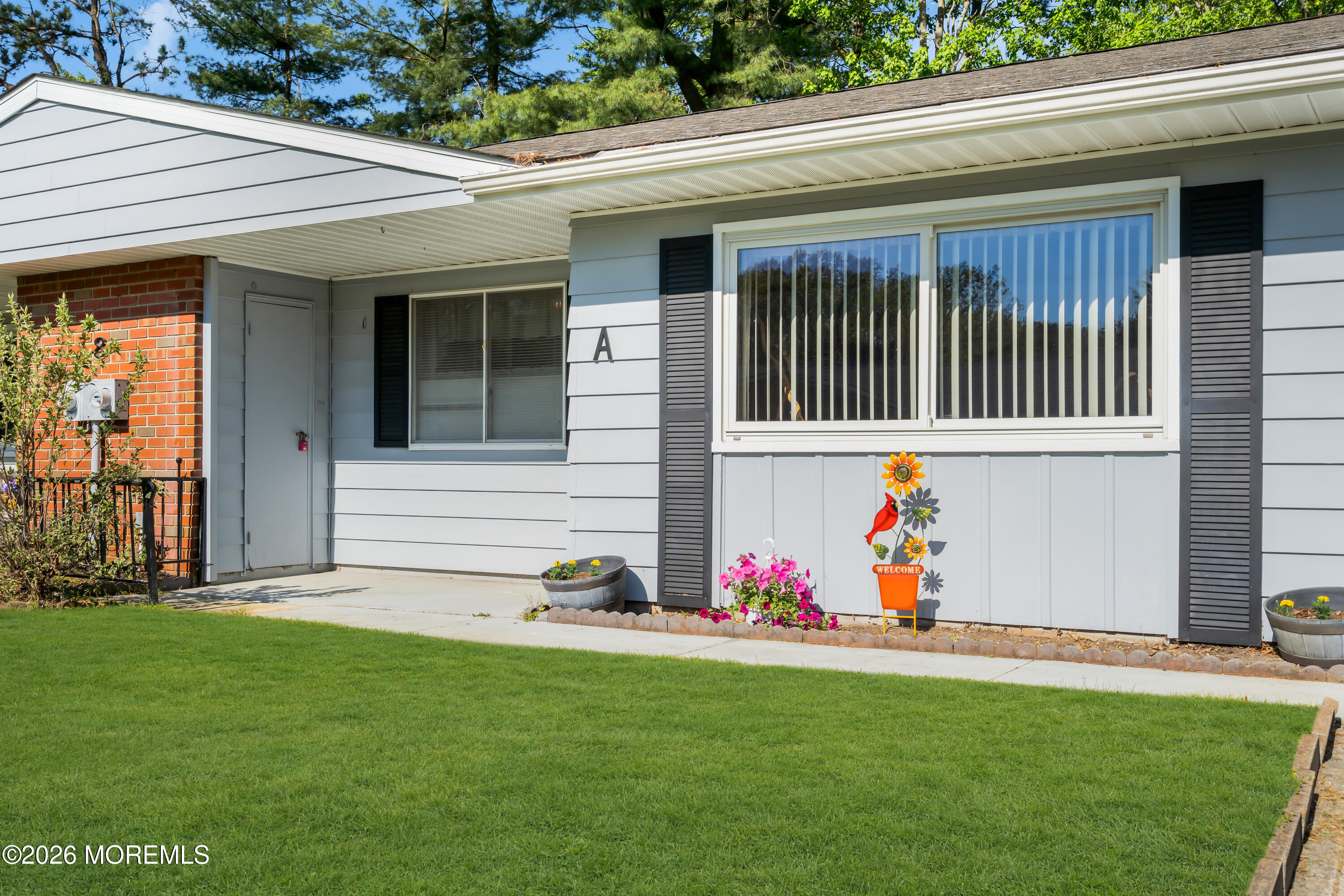 8 Montana Drive Manchester NJ 08759