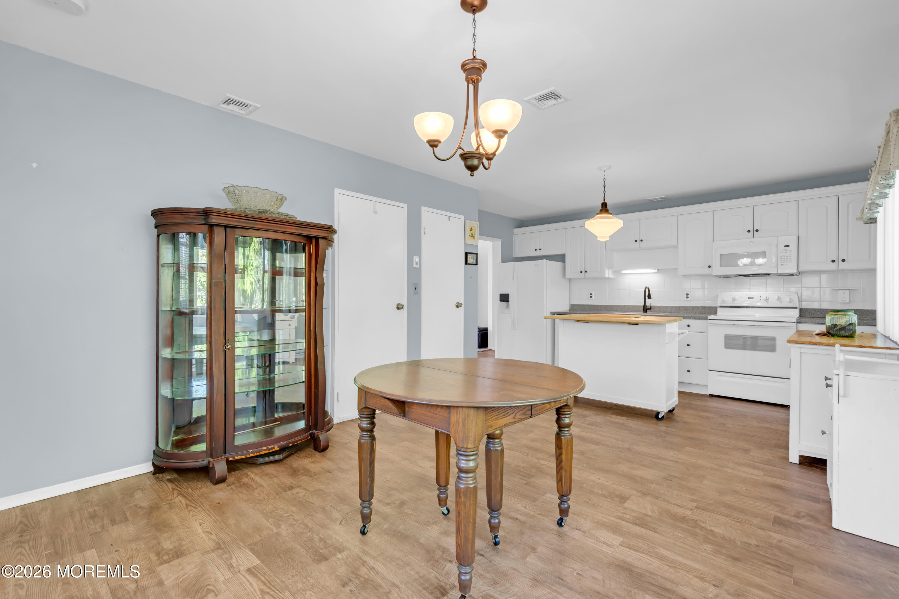 8 Montana Drive Manchester NJ 08759