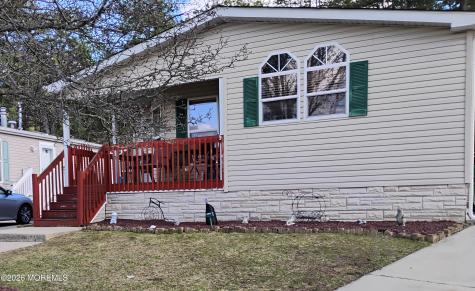 1208 Winding Brook Way Whiting NJ 08759